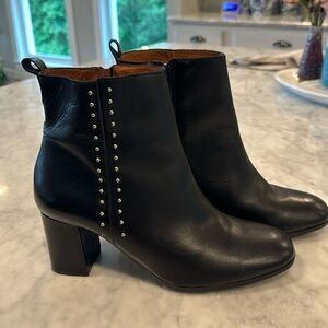 Marroqui Sanchez leather booties